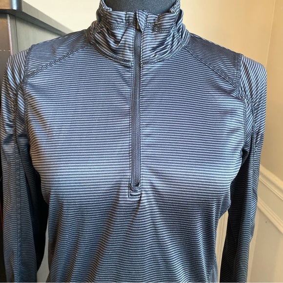 Danskin Lightweight 1/4 Zip Athletic Top Striped Women’s Medium - Semi-Fitted - Picture 2 of 6